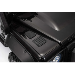 Elektrické autíčko Land Rover Defender 110 SVX 12V,  čierne