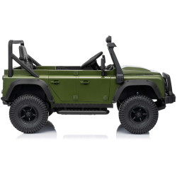 Elektrické autíčko Land Rover Defender 110 SVX 12V,  zelené