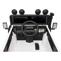 Elektrické autíčko Land Rover Defender 110 SVX 12V,  biele