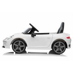 Elektrické autíčko RUF GT 12V,  biele
